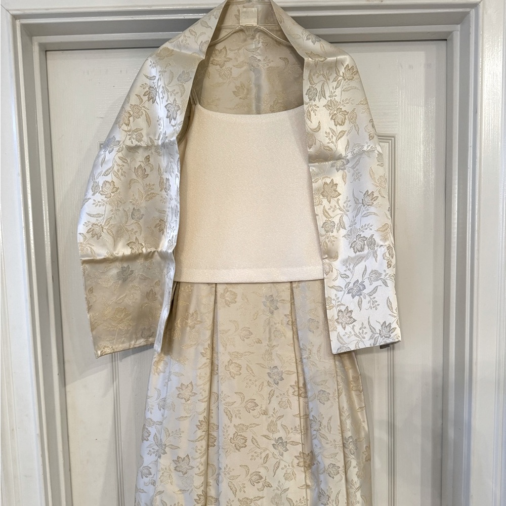 Flower Girl or special occasion. NEW, never worn.